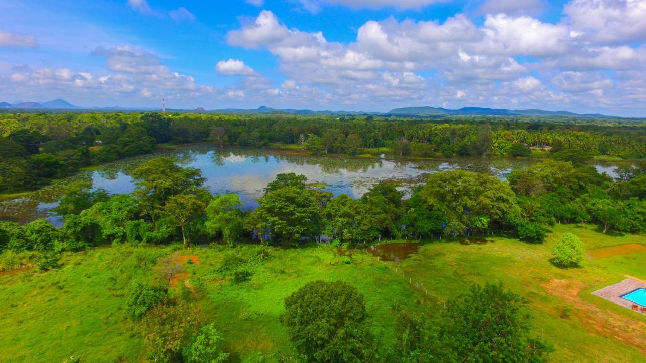 Sigiriya Water Cottage 외부 사진